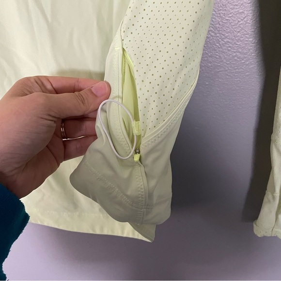 Athleta Pacifica II Hybrid Half Zip jacket, Alluring Yellow SIZE M #531169 - Picture 11 of 16